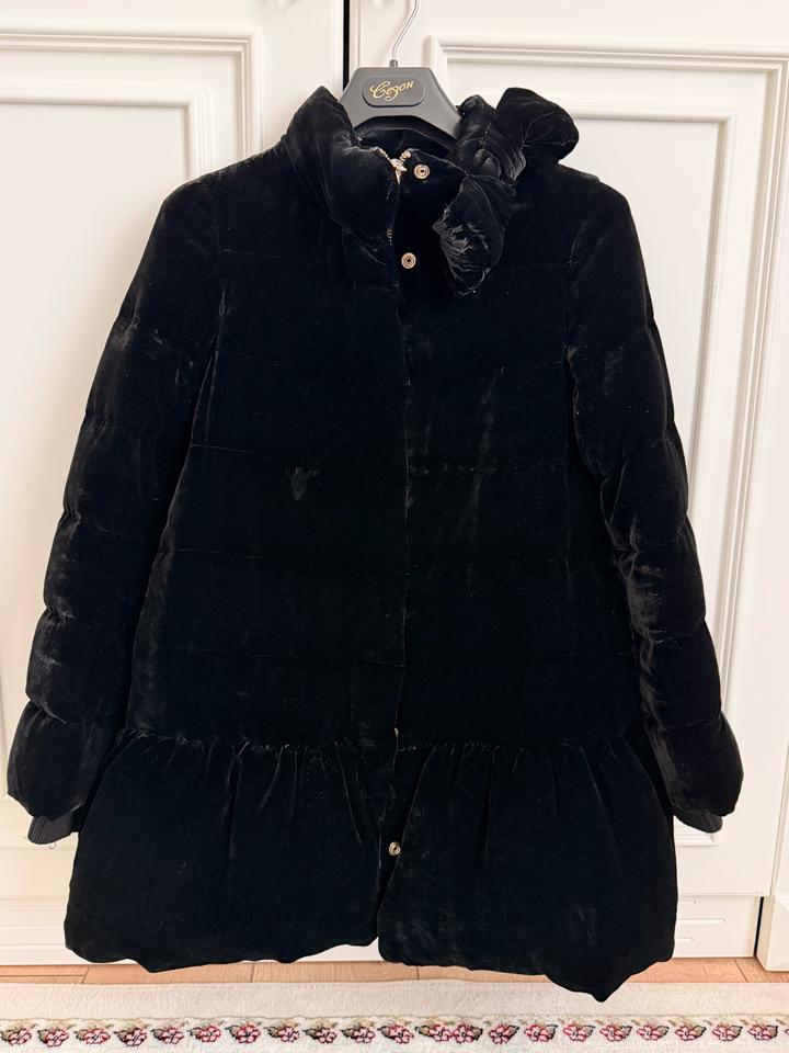 RED Valentino