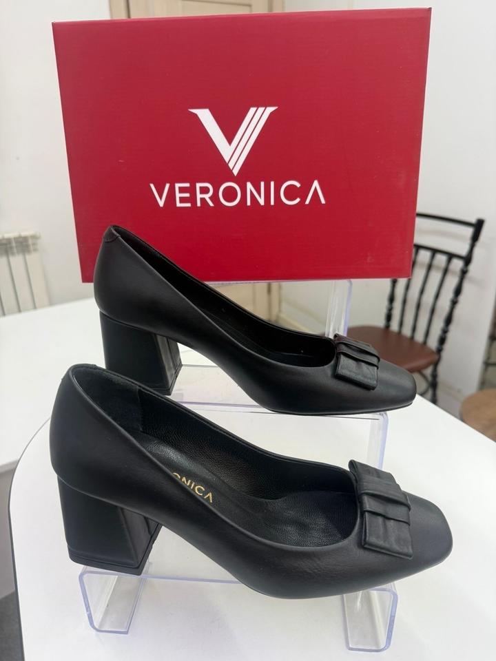 Veronica