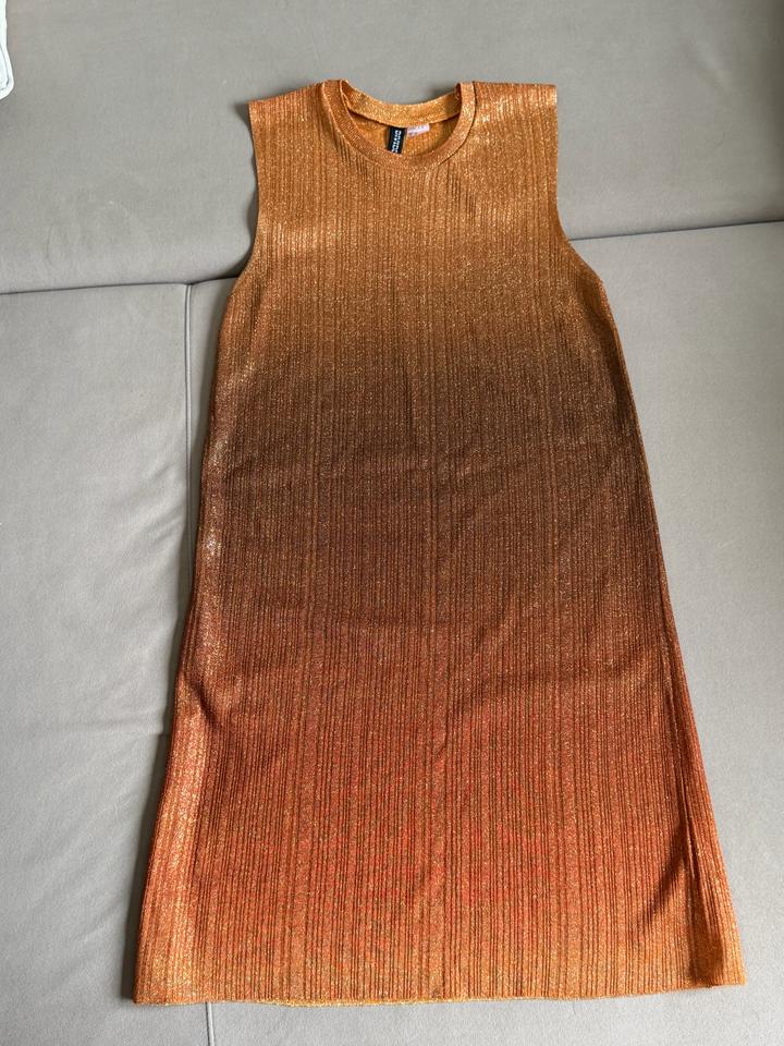 H&M