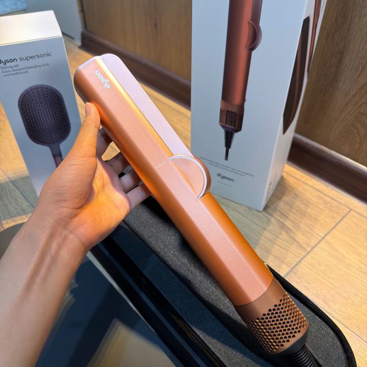 Dyson выпрямитель для волос