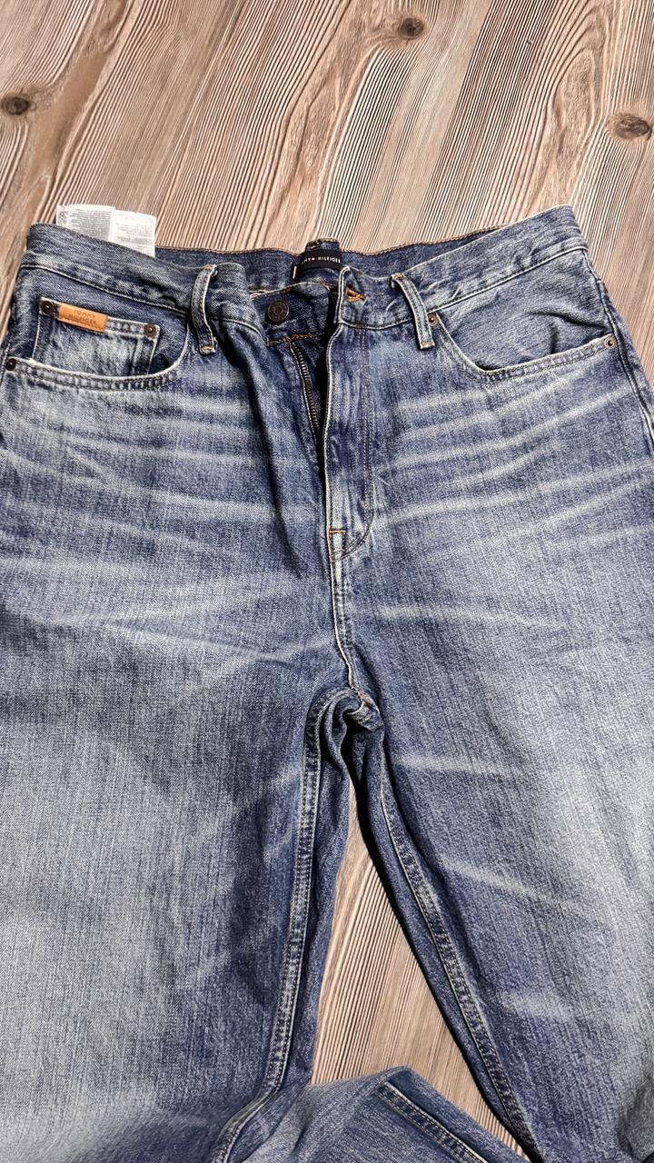 Tommy Hilfiger