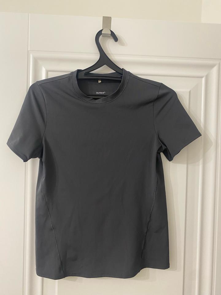 H&M