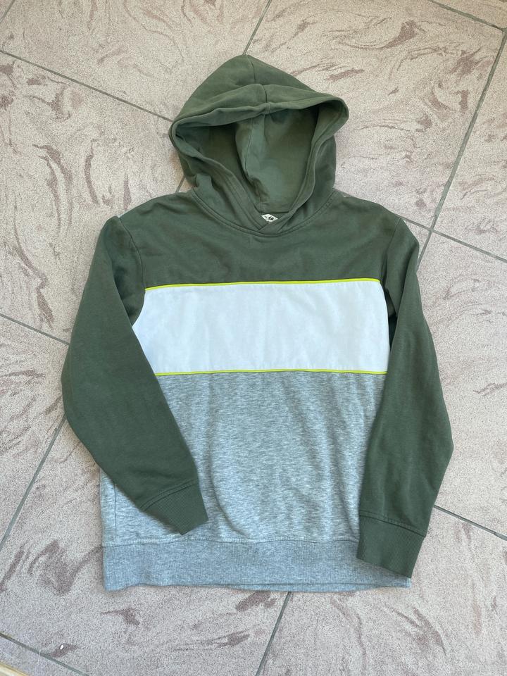 H&M Свитер/худи на 12-14 лет
