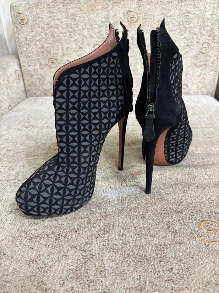 Alaïa