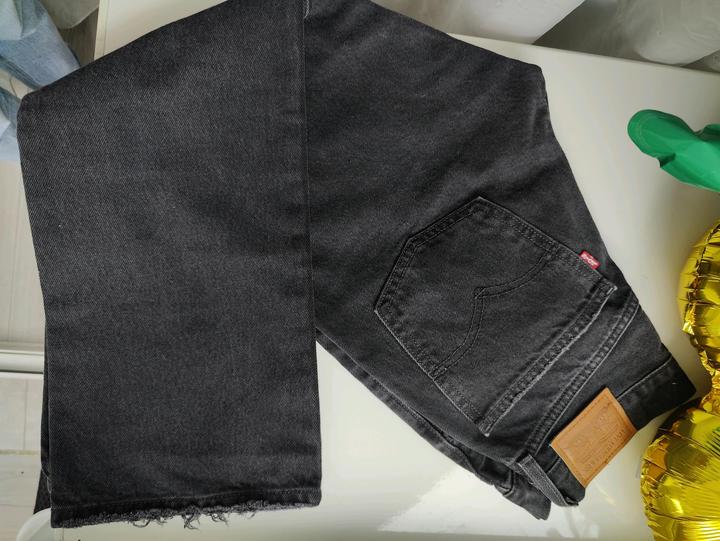 Levi's