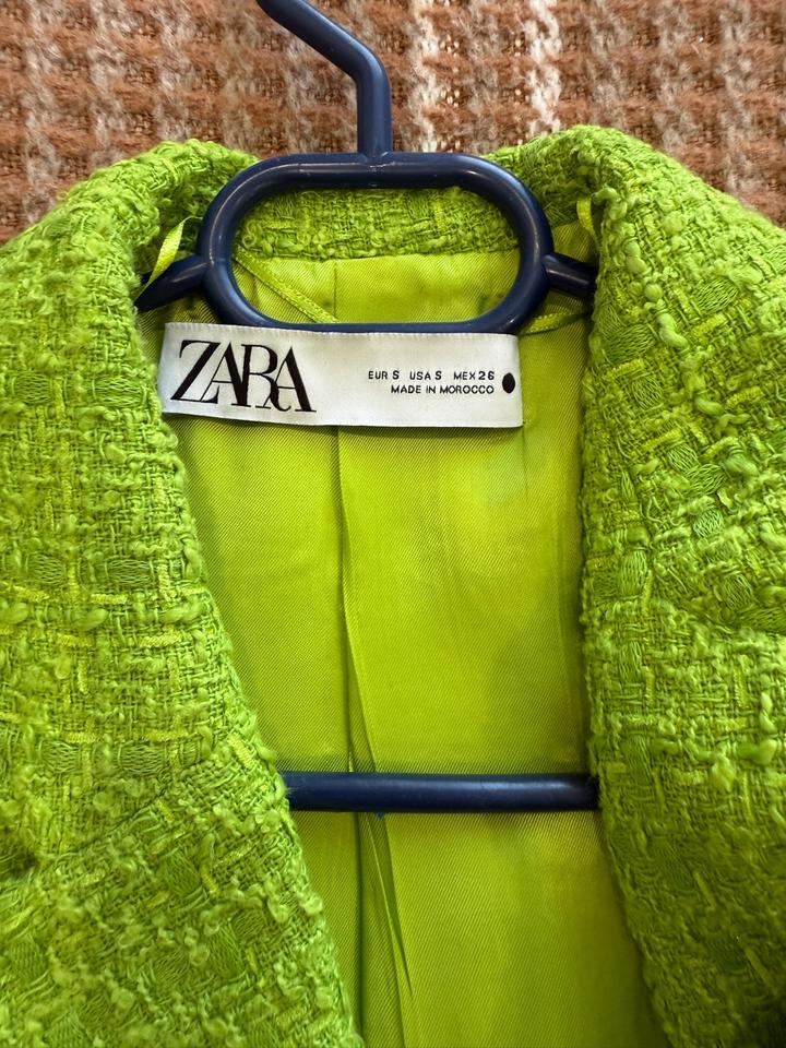 Костюм ZARA твидовый