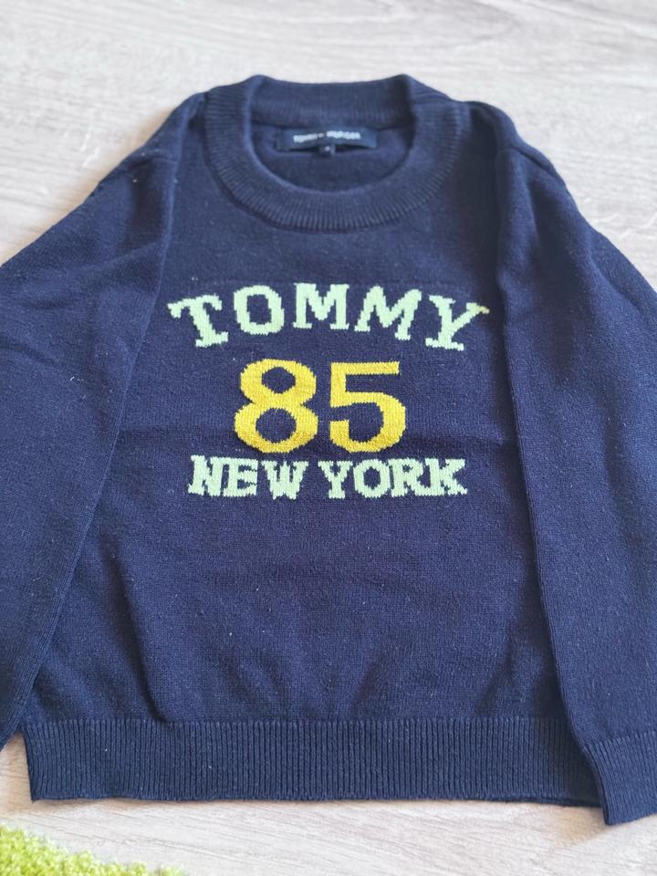 Tommy Hilfiger