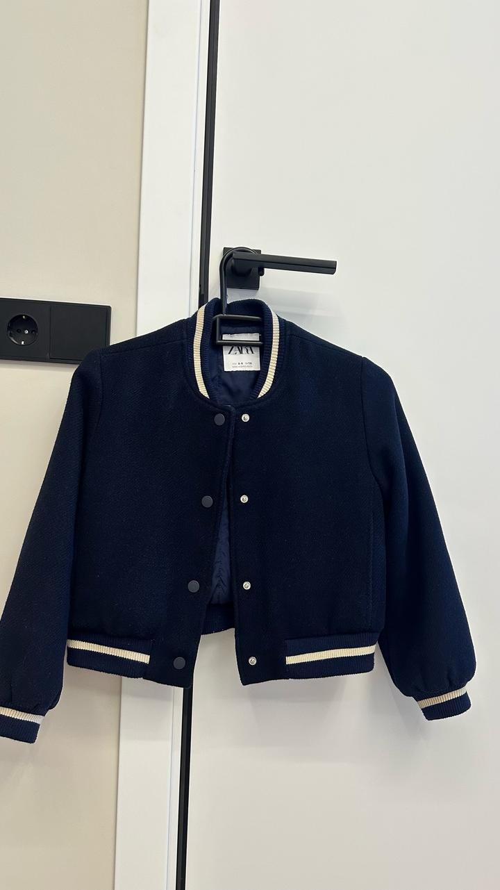 Детский бомбер (куртка) ZARA для девочек на 7-8 лет