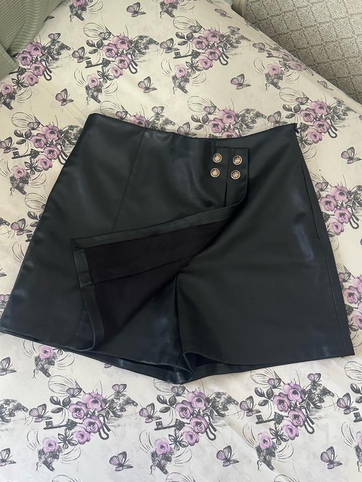 Zara Юбка-шорты из искусственной кожи
