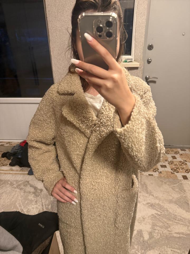 Avalona Пальто