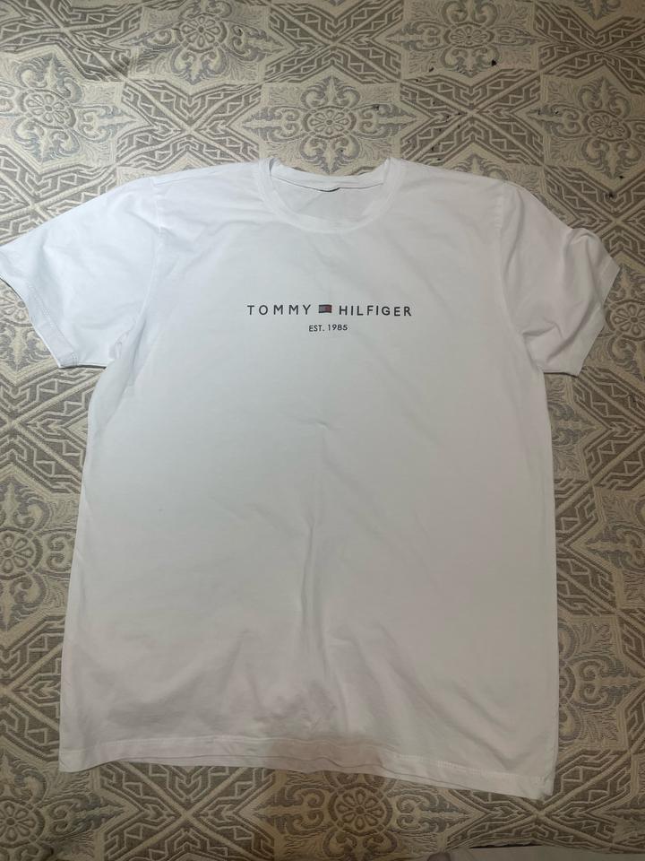 Tommy Hilfiger футболка
