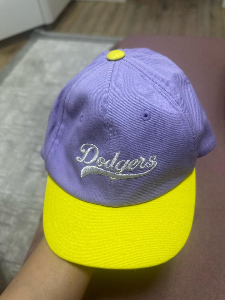 MLB
