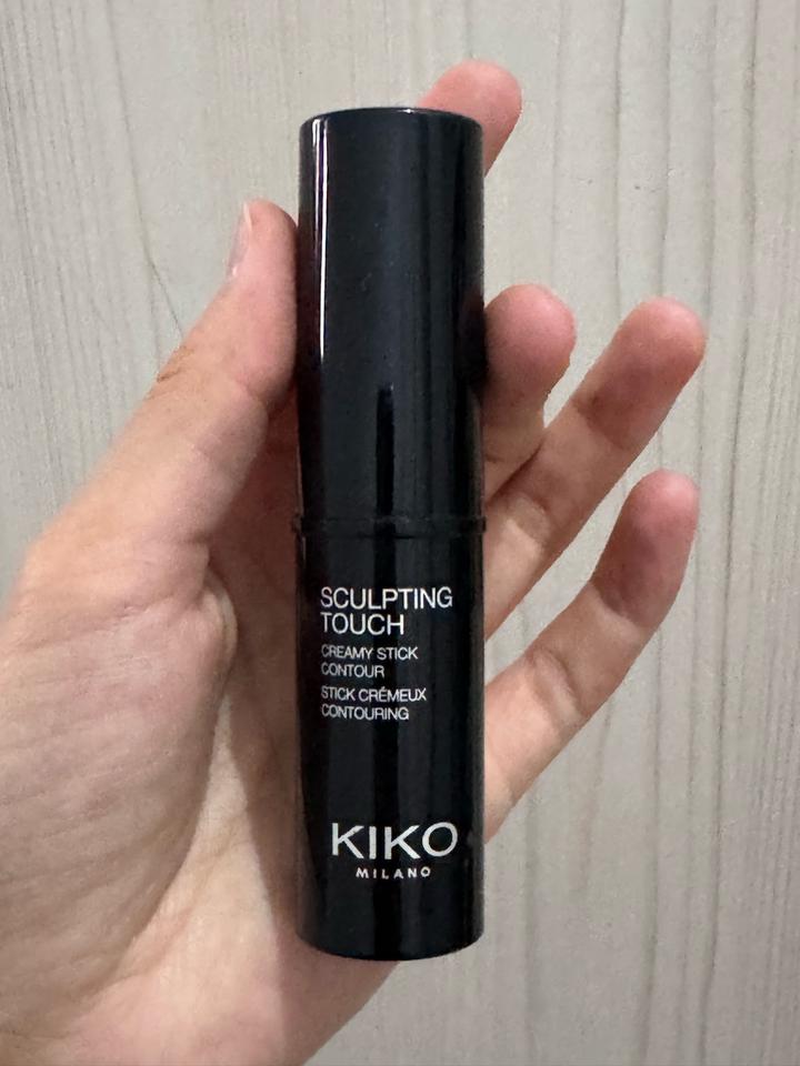 Стик для контуринга KIKO MILANO Sculpting Touch