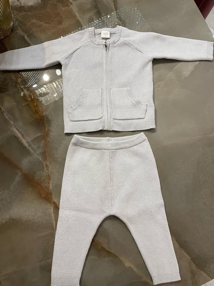 Вязаный костюм Next baby