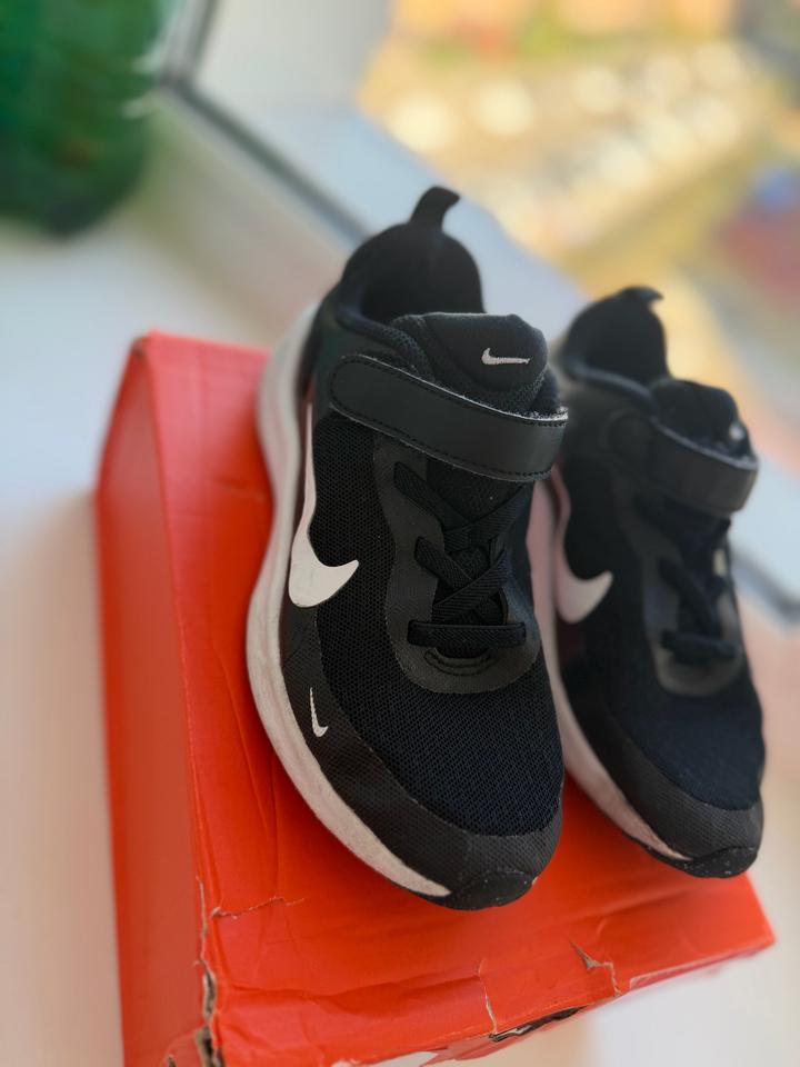 Кроссовки Nike детские