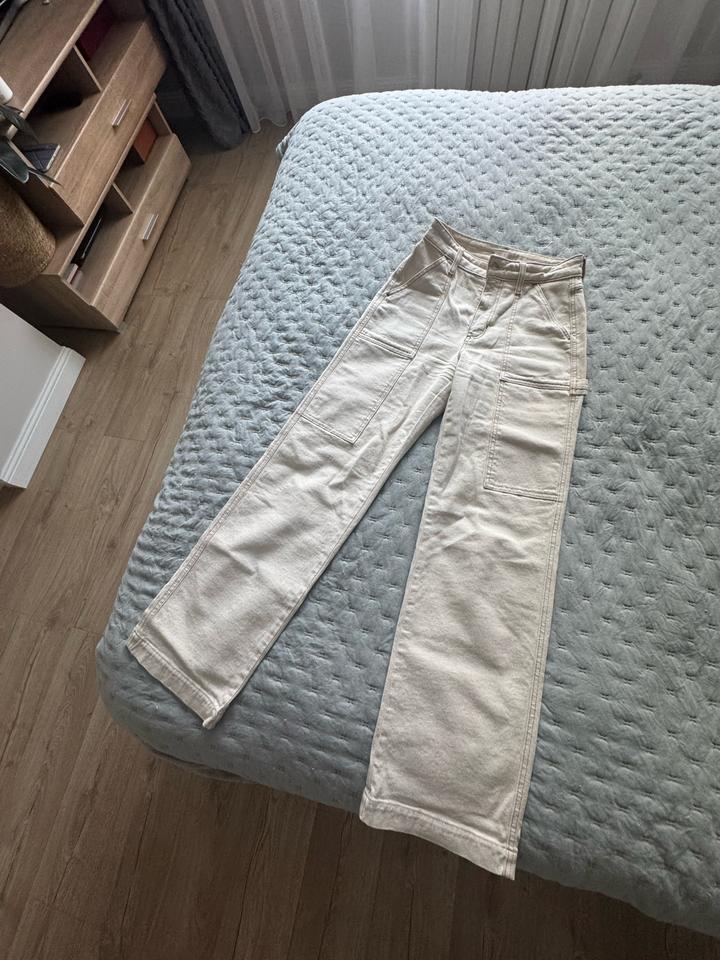 Джинсы GUESS