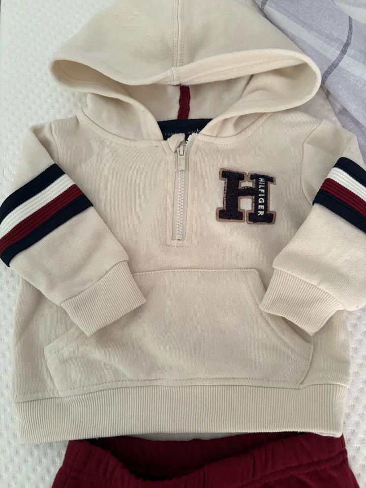 Tommy Hilfiger