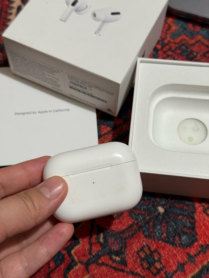 Наушники Apple AirPods Pro