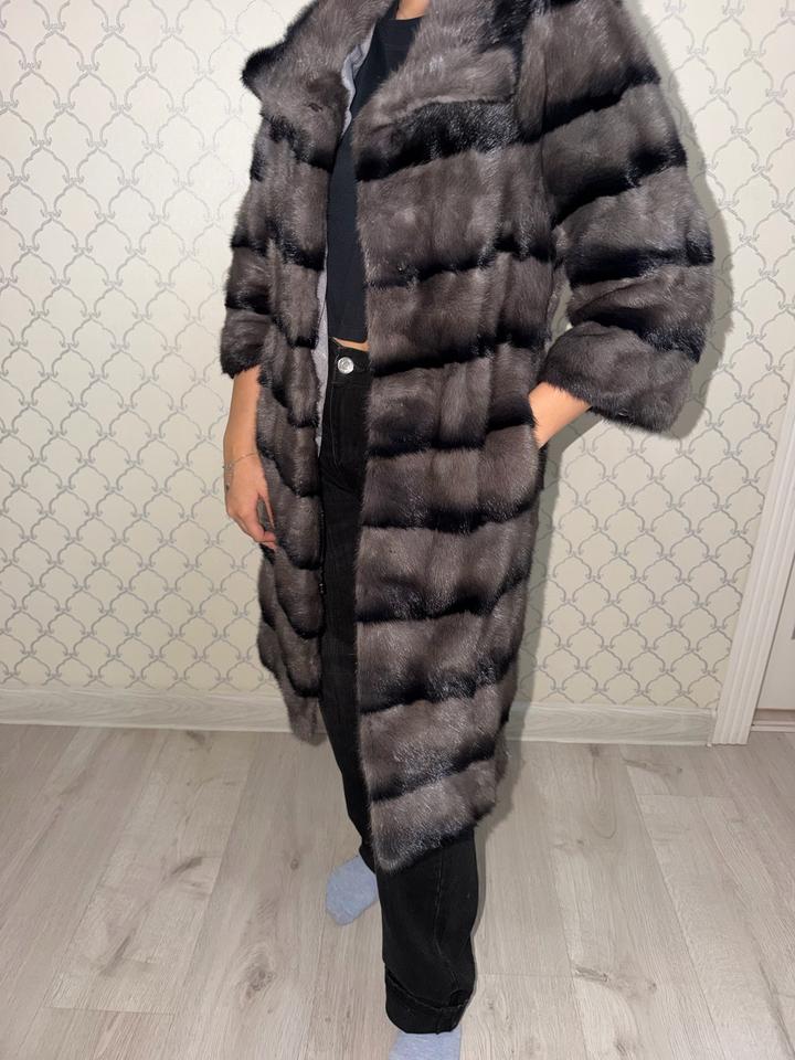 Yolanda Couture Шуба из натурального меха