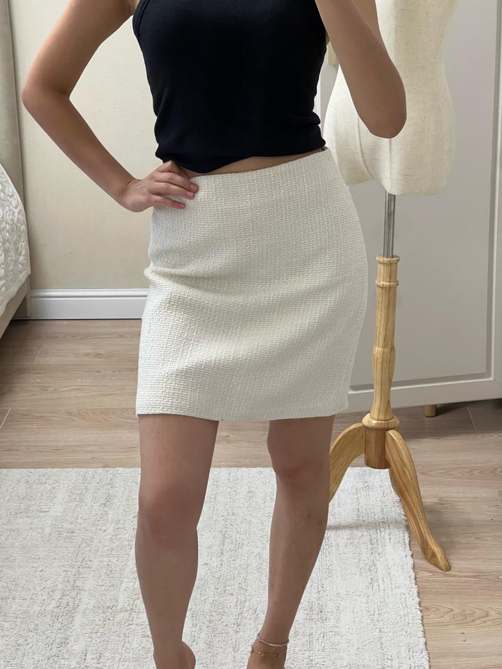 LUISA WANG