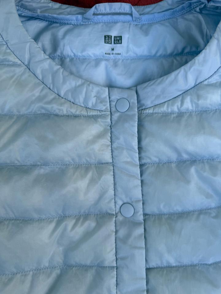 Женская куртка UNIQLO