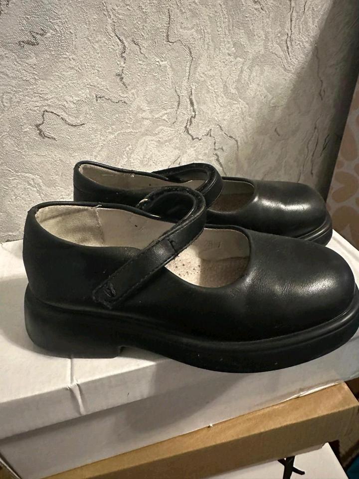 Туфли школьные