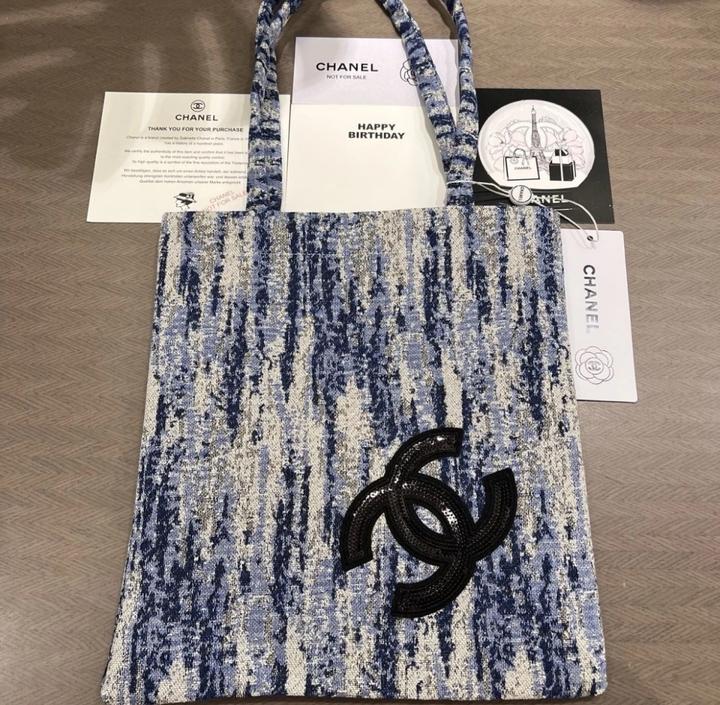 Chanel Beauty Tote Bag / VIP Gift