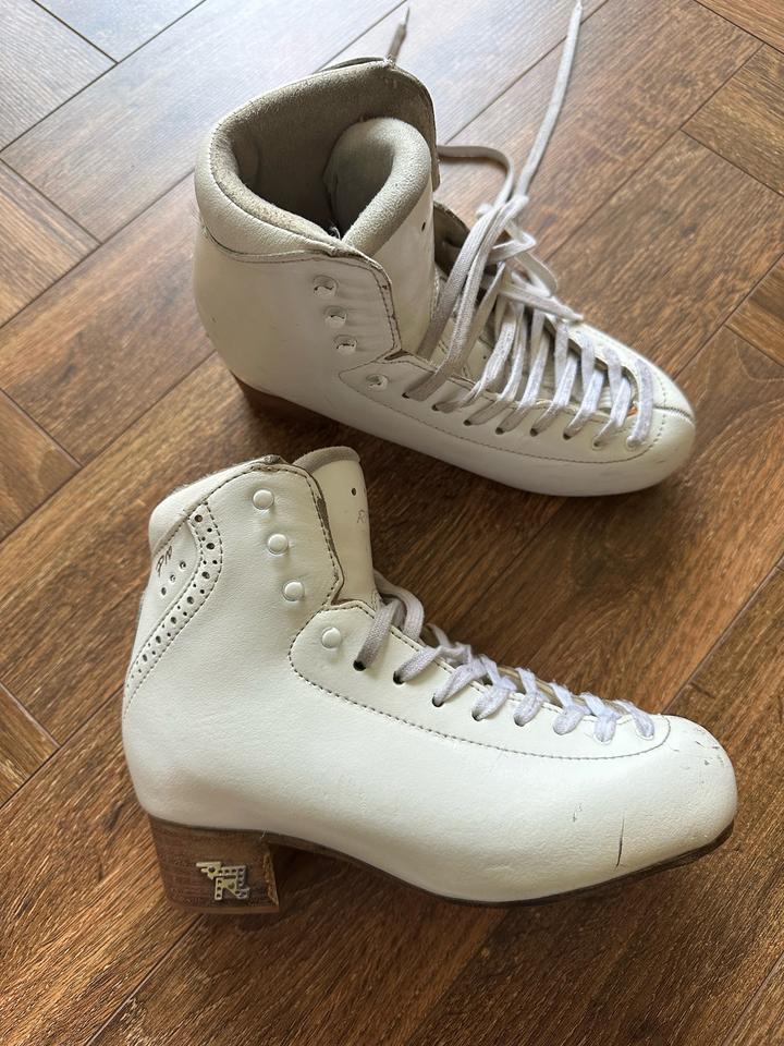 Продам коньки Risport rf 3 pro размер 240