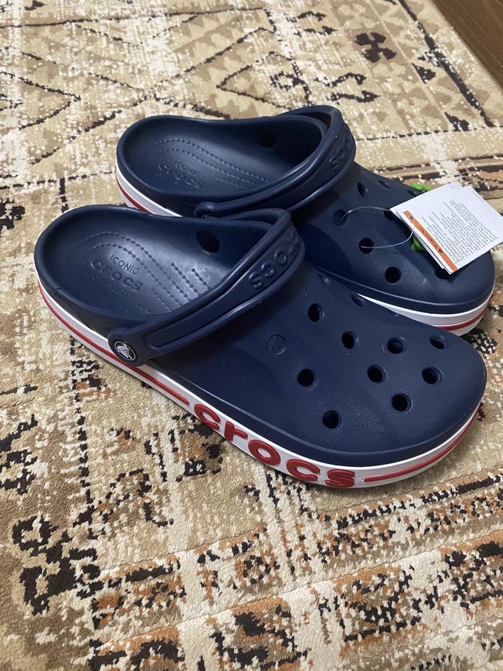 Crocs