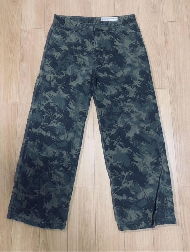Брюки Bershka