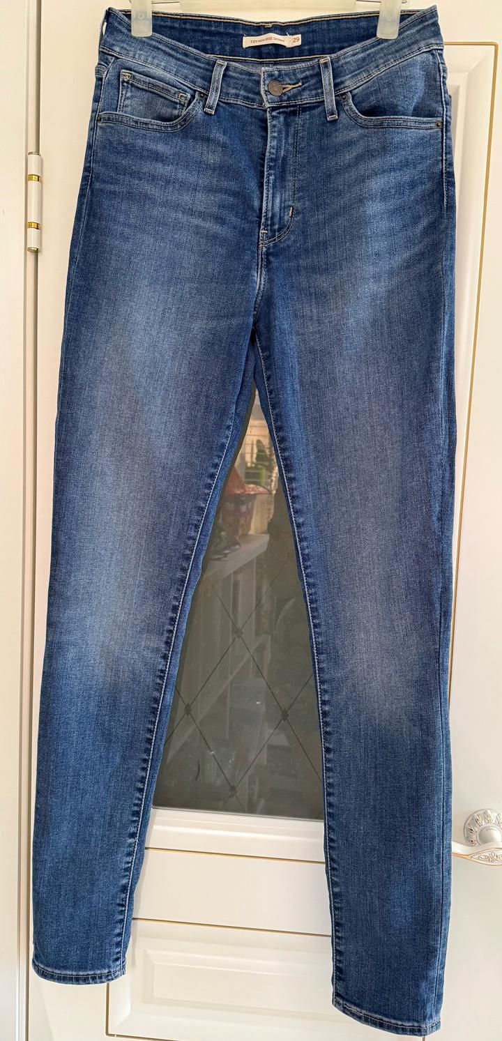 Levi's