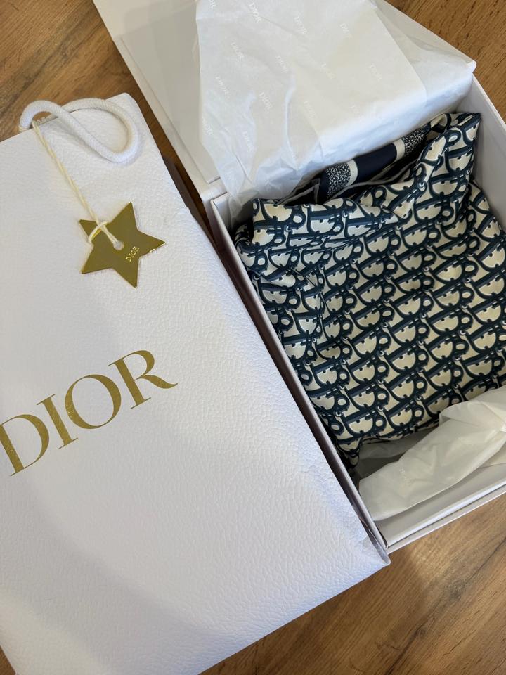 Dior платок