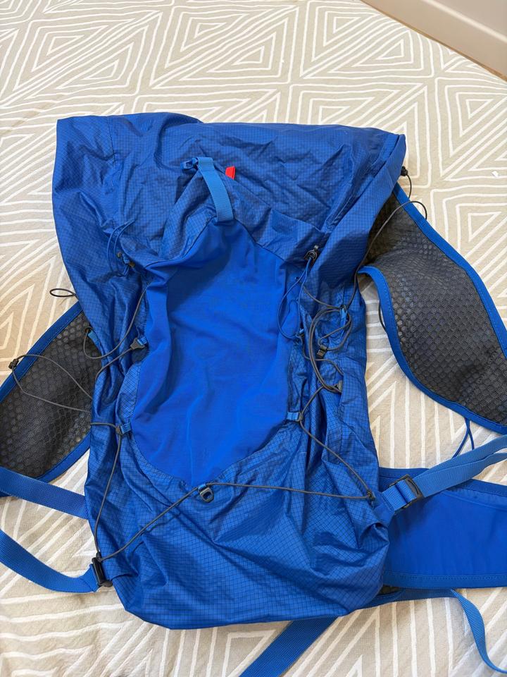 Salomon XA 35, 35 л + 2 мягкие бутылки Salomon