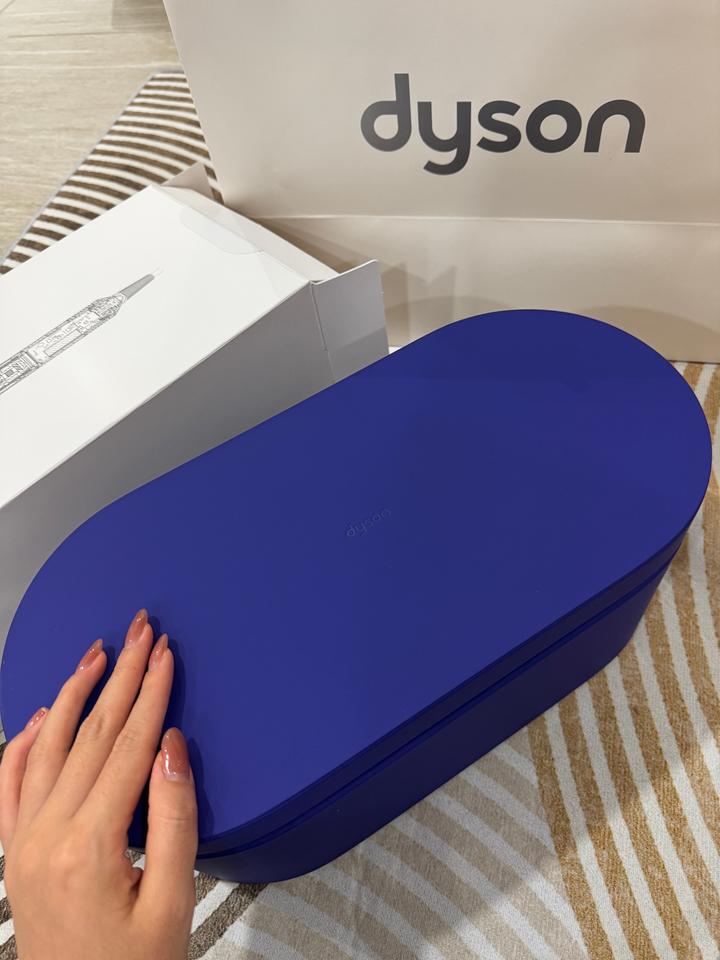 Dyson