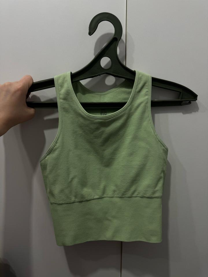 H&M