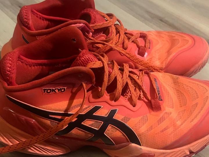 ASICS