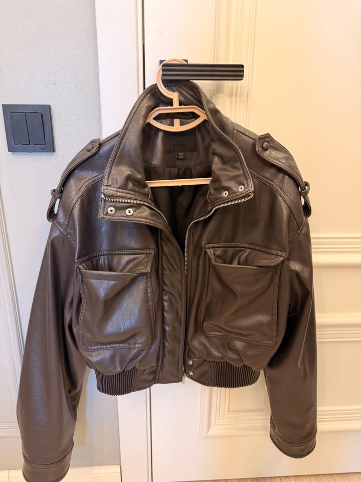 Куртка Zara из экокожи