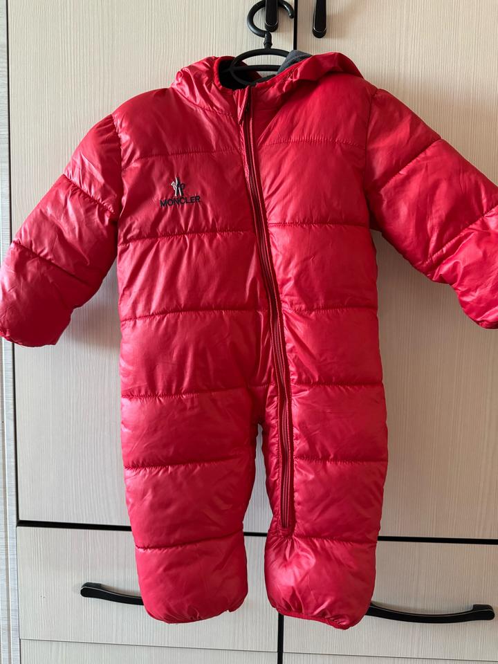 Детский комбинезон Moncler