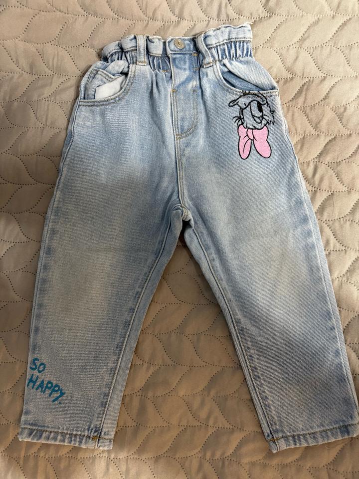 Джинсы Zara