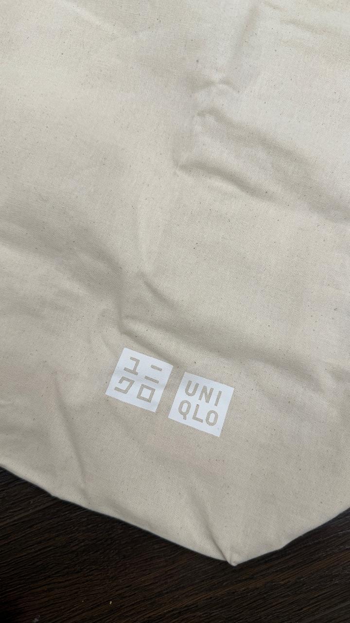 Uniqlo шопер новый с этикеткой покупала за 20$