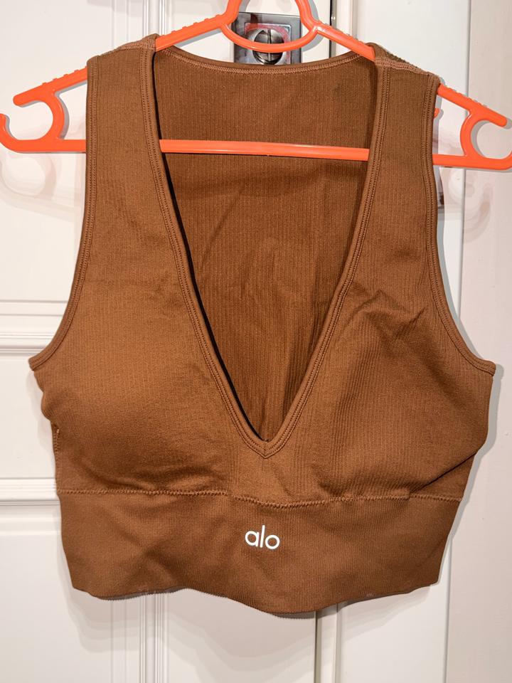 Alo Yoga
