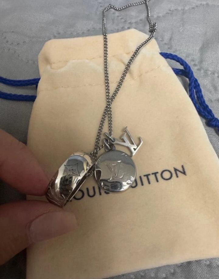 Louis Vuitton колье с подвесками