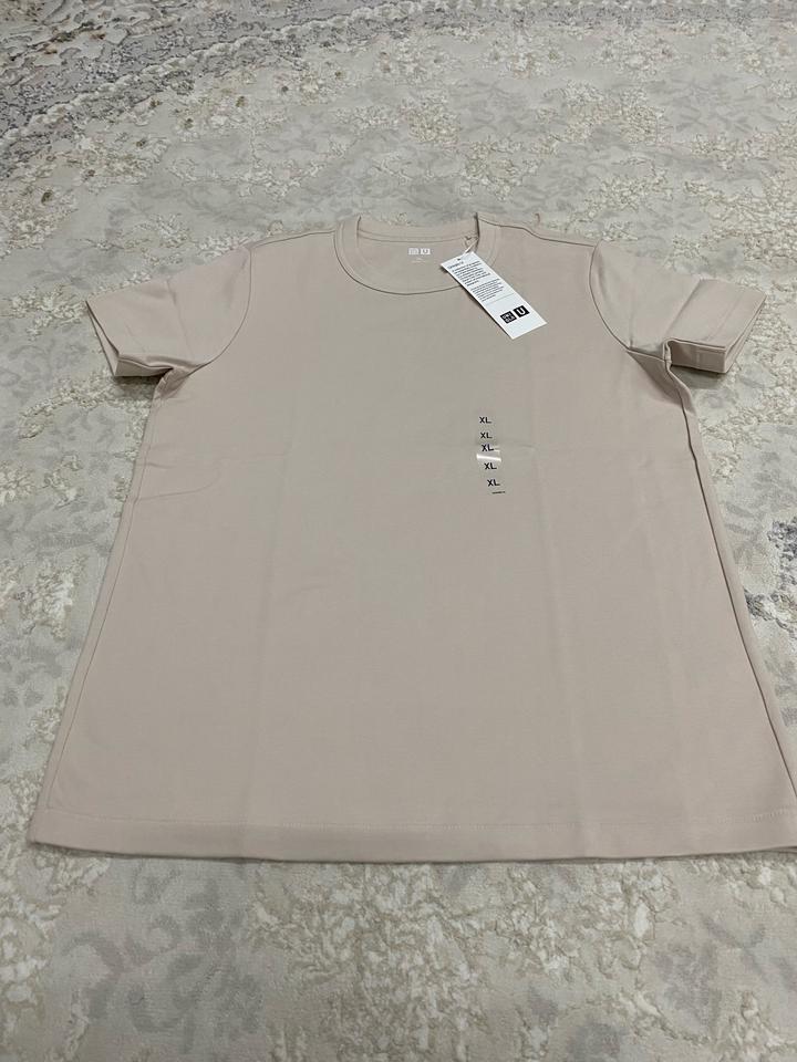 Футболка Uniqlo