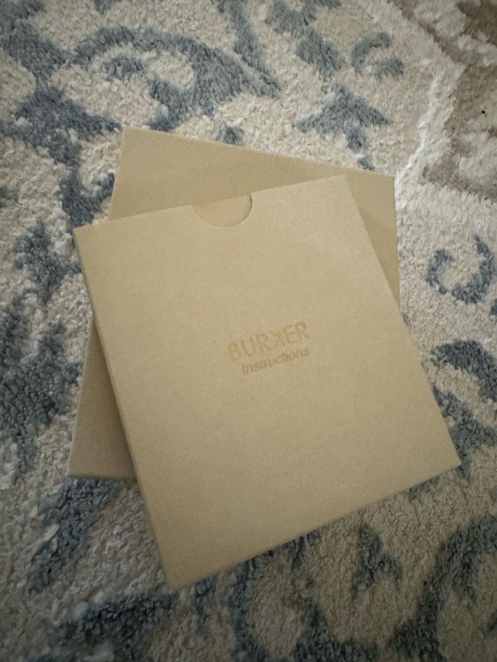 Продам часы burker