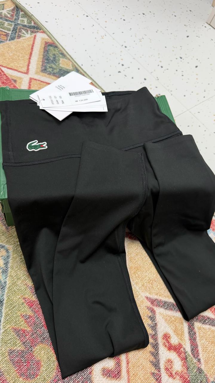 Спортивные леггинсы Lacoste