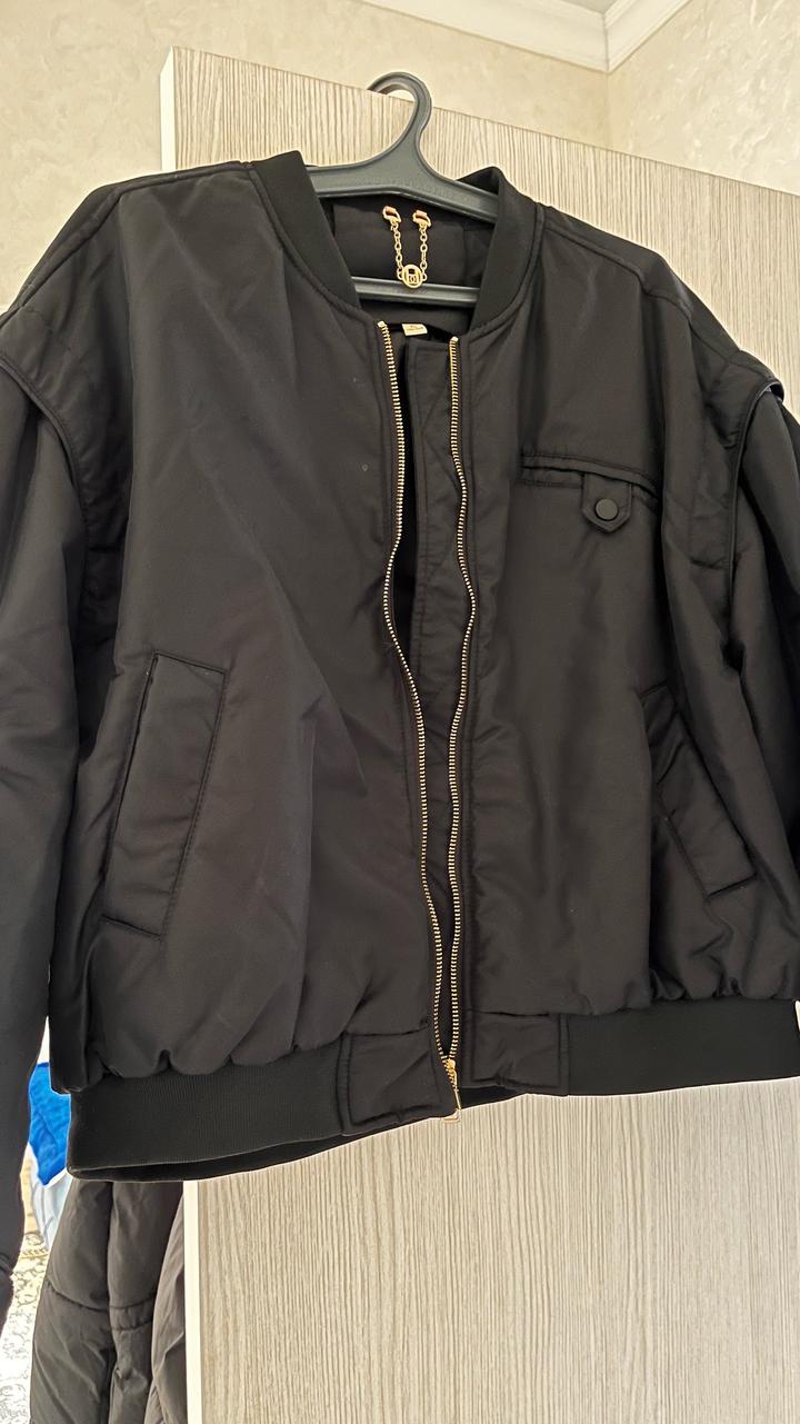 Бомбер Max Mara