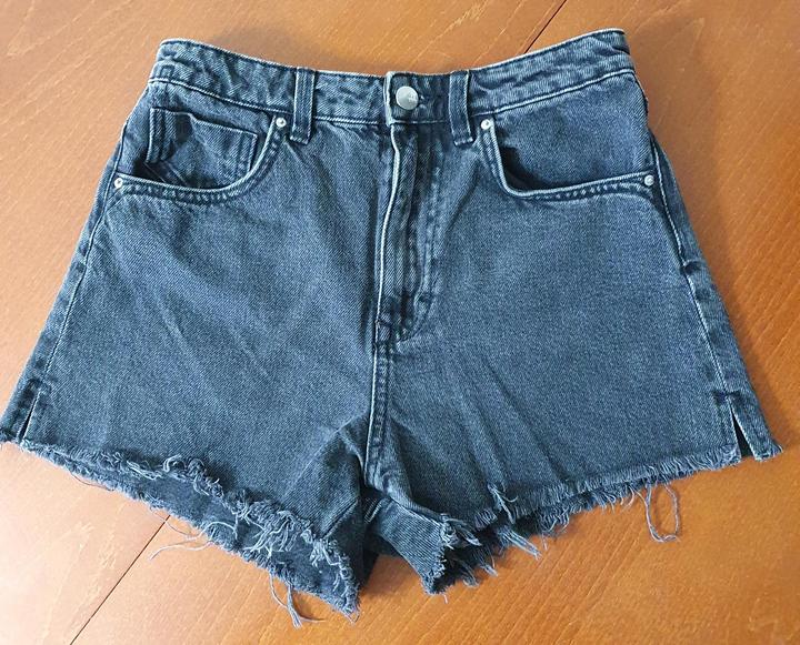 Шорты Zara