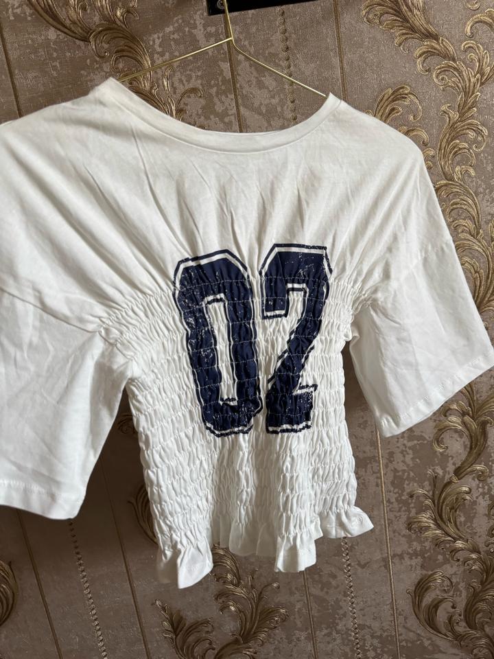 Zara Kids Топ с принтом и приталенным кроем