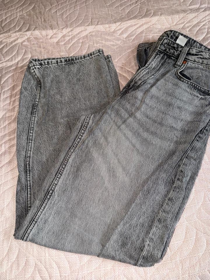 H&M