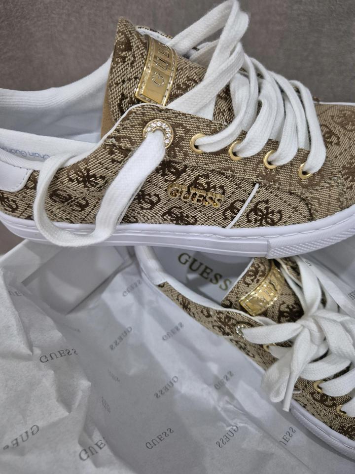 GUESS